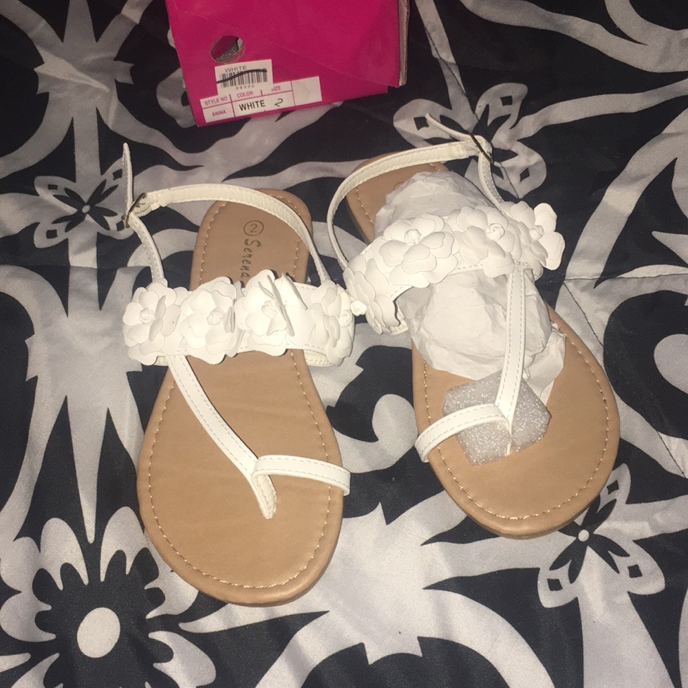 Girls sandals